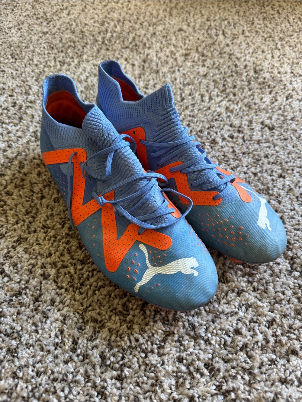 Puma Men’s Light Blue & Orange Soccer Cleats